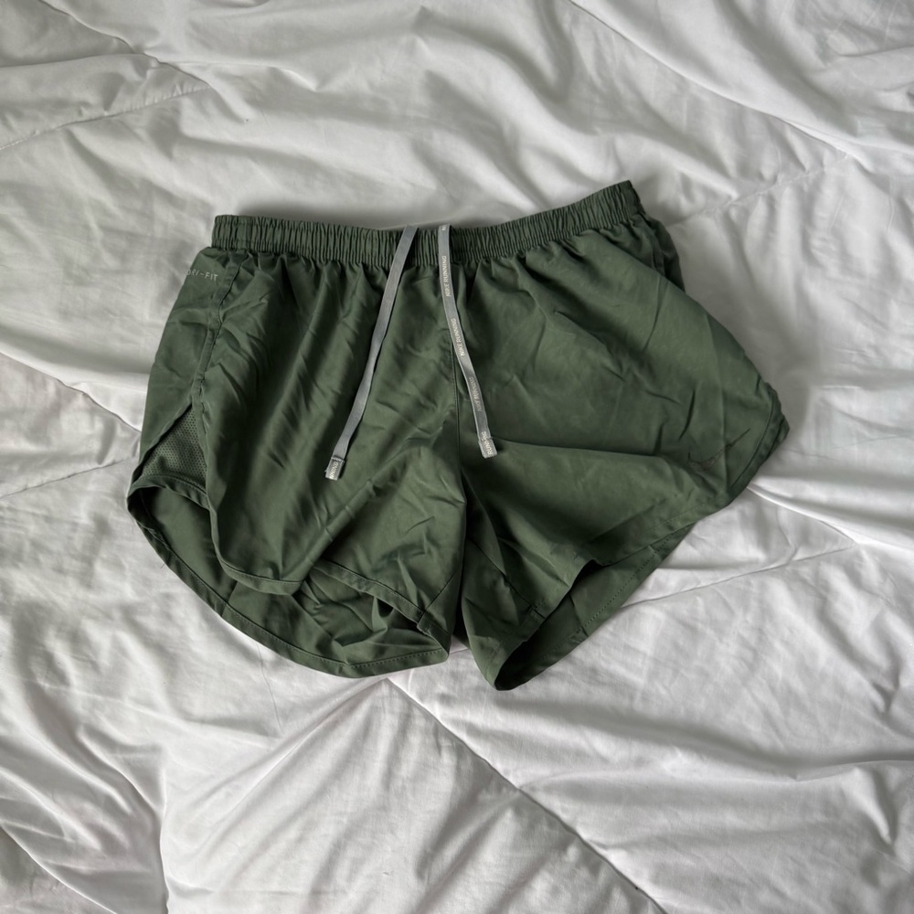 nike dri fit green running shorts small
